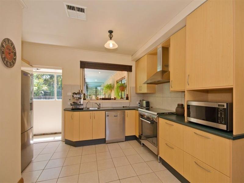 32 Samuel Street, Fulham SA 5024