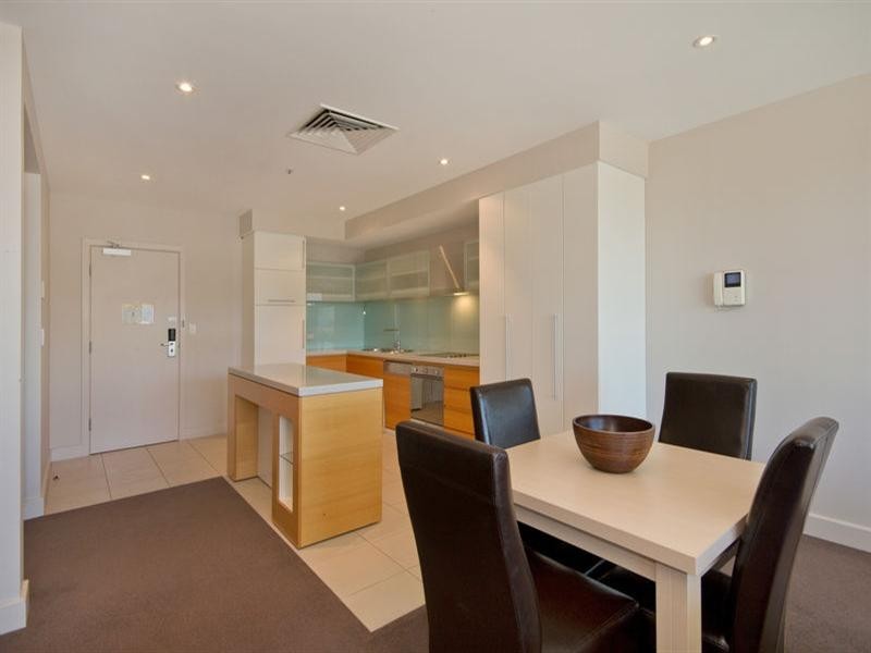 702/16 Holdfast Promenade, Glenelg SA 5045