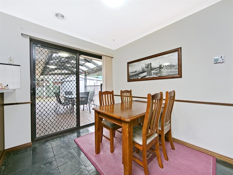 4 Ailsa Court, Fairview Park SA 5126