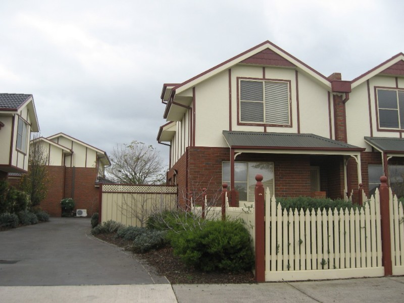 16-18 Harbury Street, Reservoir VIC 3073