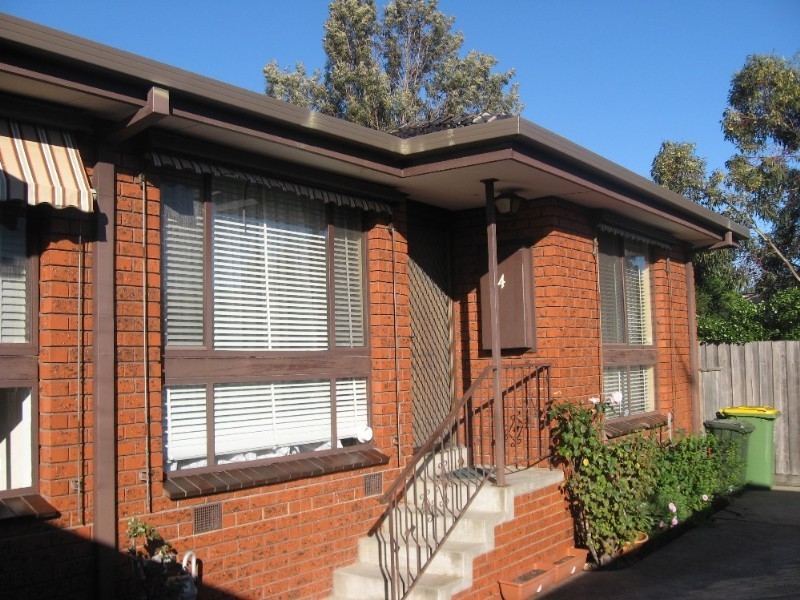 18 Duffy Street, Reservoir VIC 3073