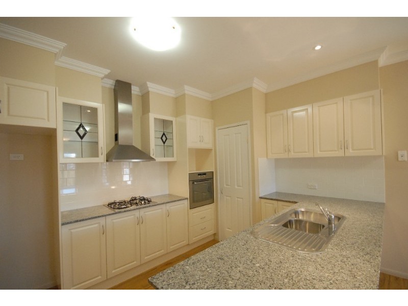 4/1 Susie Court, Highfields QLD 4352