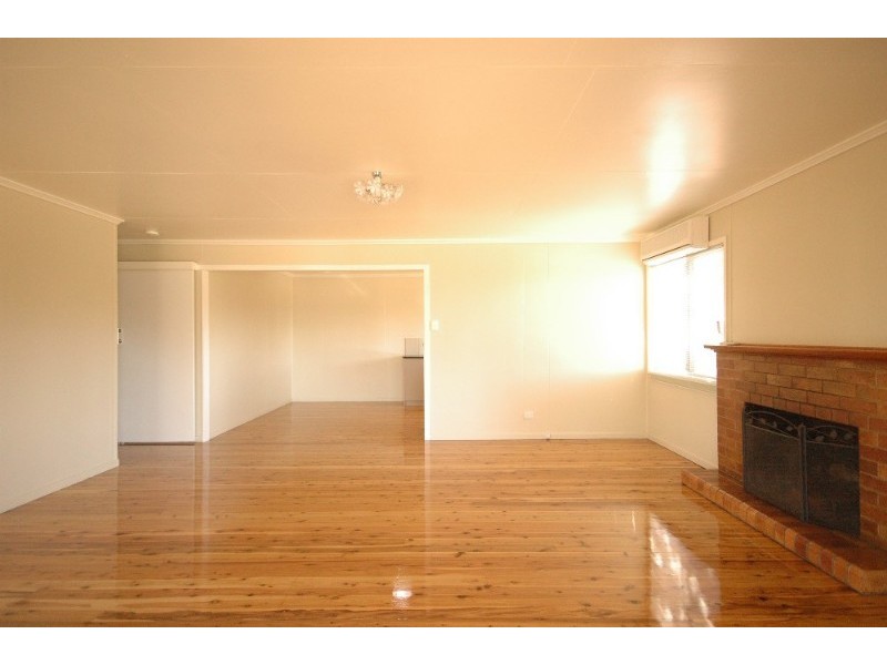 13 Talbot Street, Harristown QLD 4350