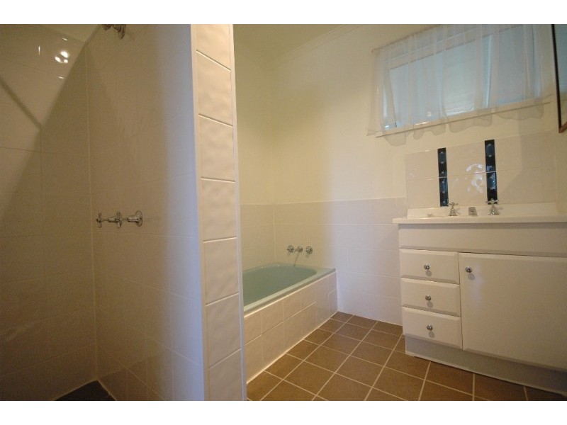 13 Talbot Street, Harristown QLD 4350