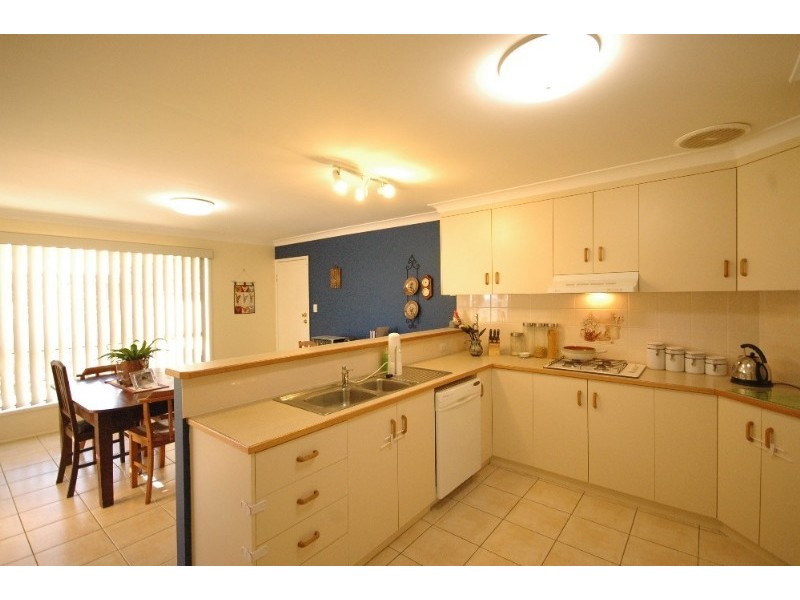 23 Bouganvillea Drive, Middle Ridge QLD 4350