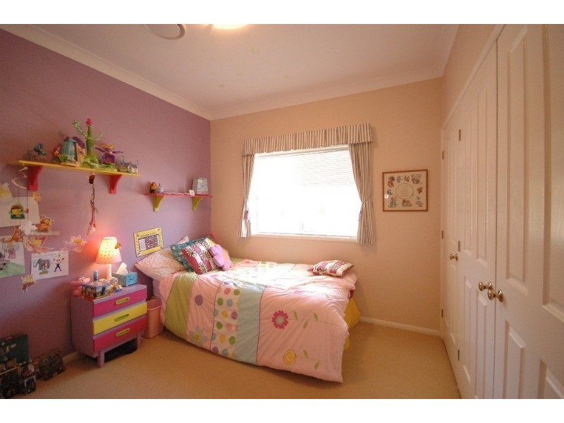 1 Purnawilla Court, Middle Ridge QLD 4350