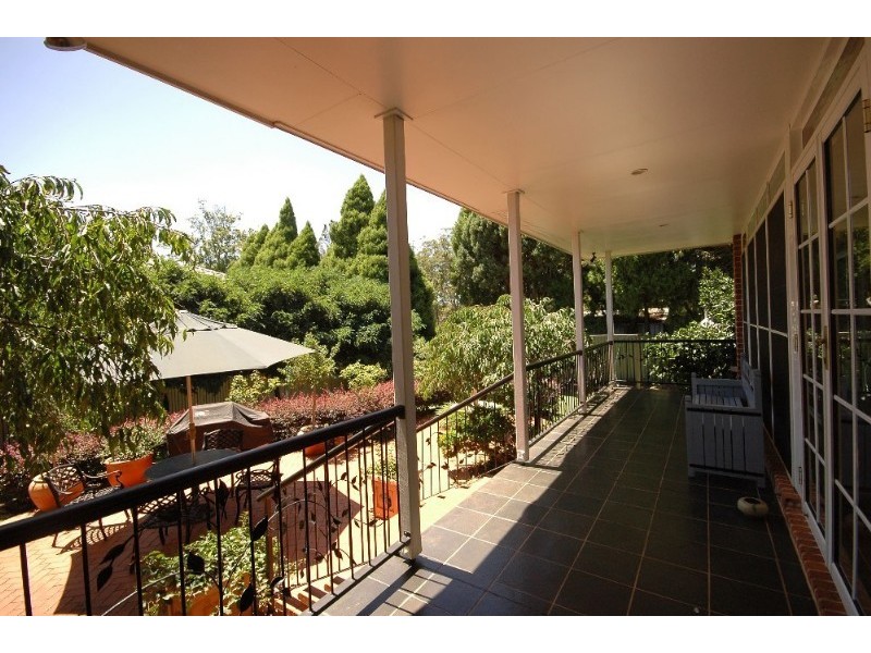 1 Purnawilla Court, Middle Ridge QLD 4350