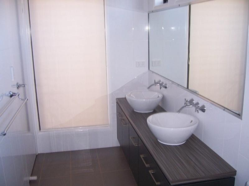 4/11 Susie Court, Highfields QLD 4352