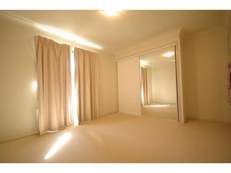 10 Schaefer Court, Westbrook QLD 4350