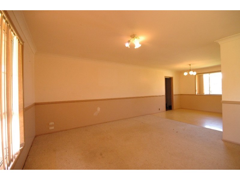 4 Coolawin Court, Wilsonton QLD 4350