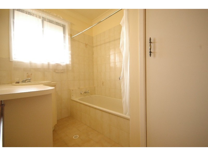 3/18 Mcintyre Street, Centenary Heights QLD 4350