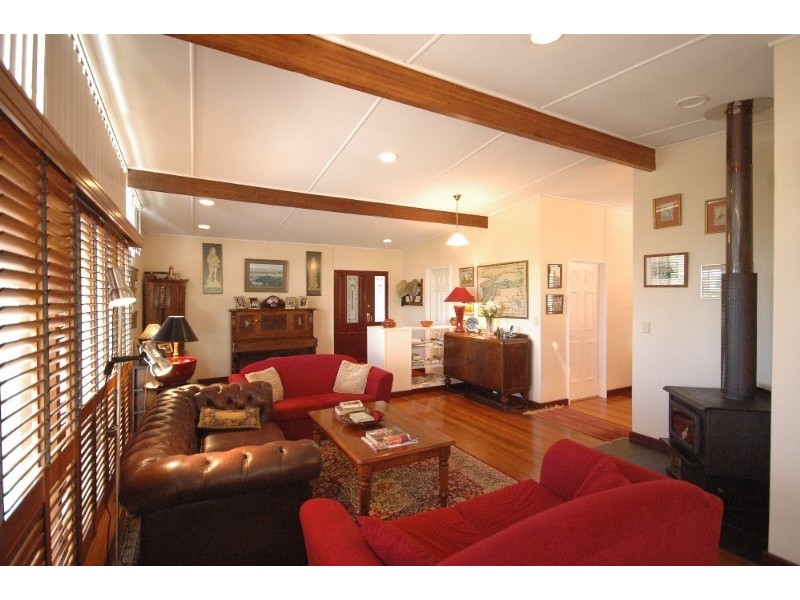 5 Robertson Crescent, Prince Henry Heights QLD 4350