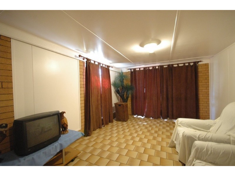 62 Hursley Road, Newtown QLD 4350