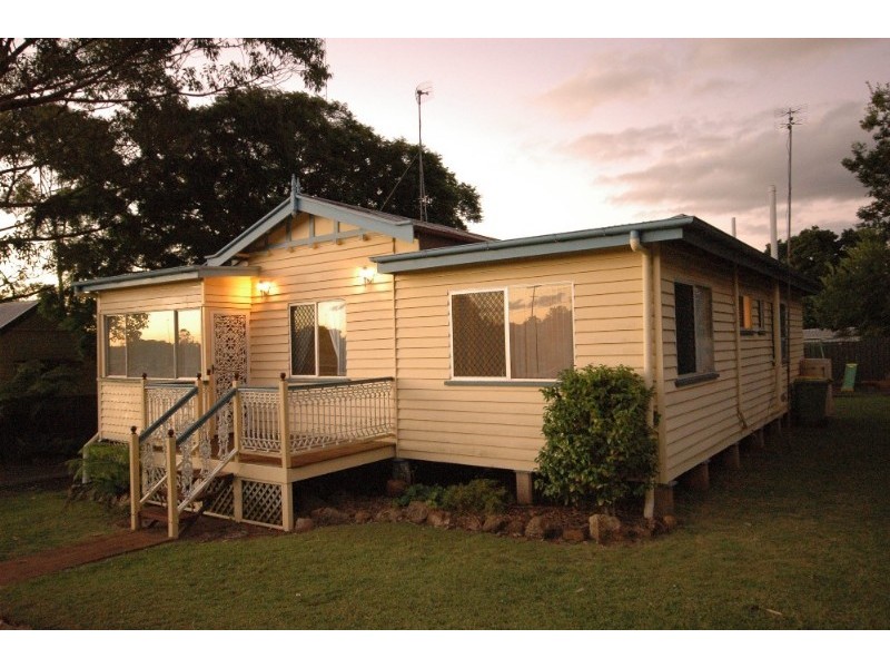 7 Belgium Street, South Toowoomba QLD 4350