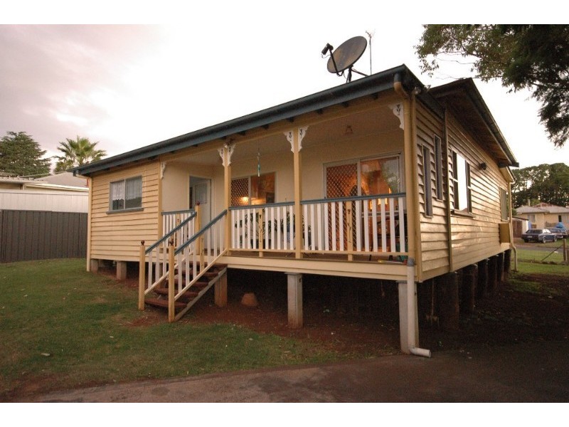 7 Belgium Street, South Toowoomba QLD 4350