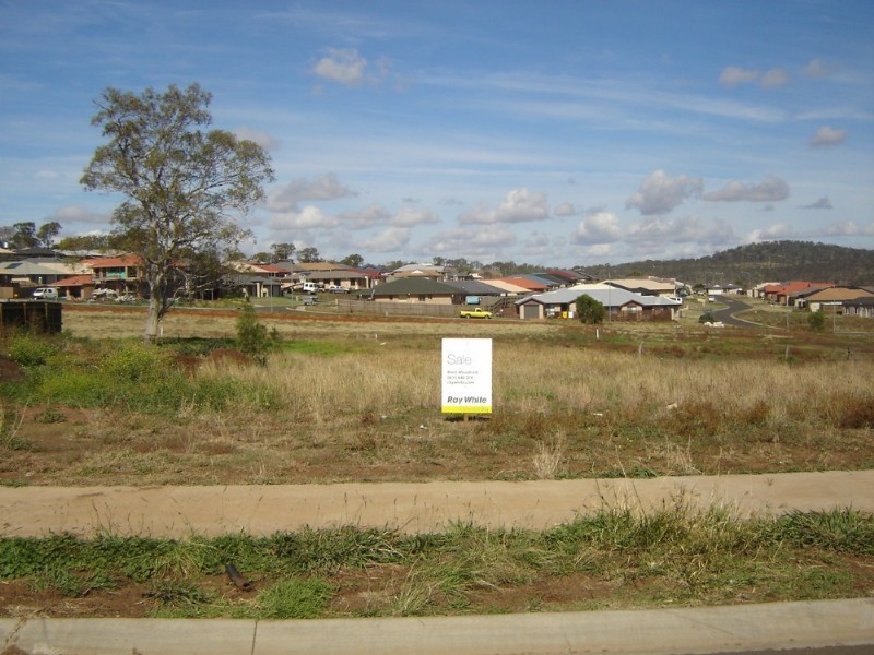 24 Barambah Street, Glenvale QLD 4350