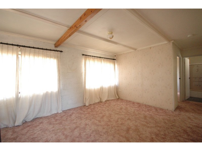 6/203 Campbell Street, Newtown QLD 4350