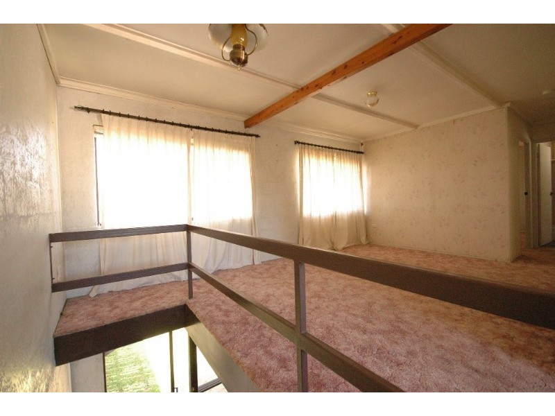 6/203 Campbell Street, Newtown QLD 4350