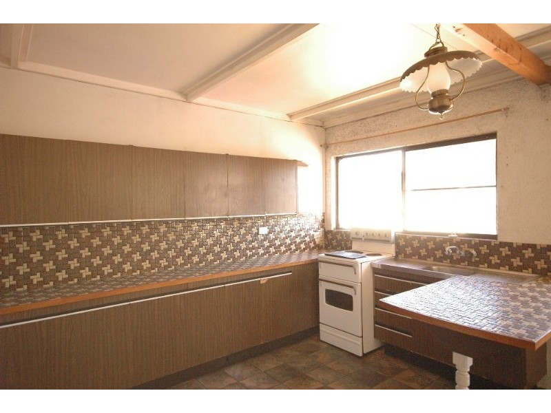 6/203 Campbell Street, Newtown QLD 4350