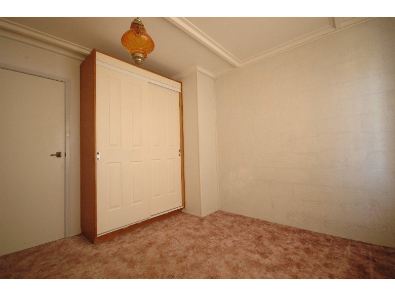 6/203 Campbell Street, Newtown QLD 4350