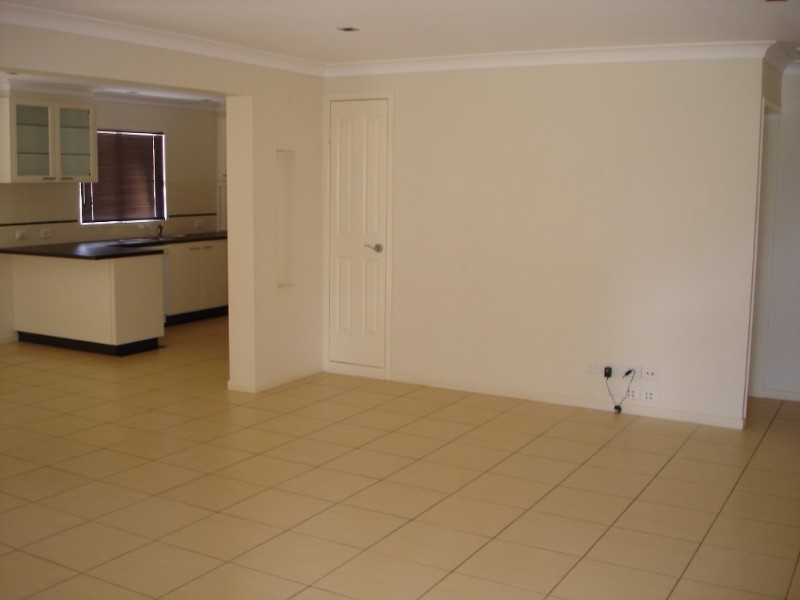 20 Cossart Street, Centenary Heights QLD 4350