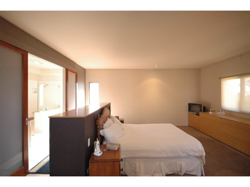 7 Bridget Court, Middle Ridge QLD 4350