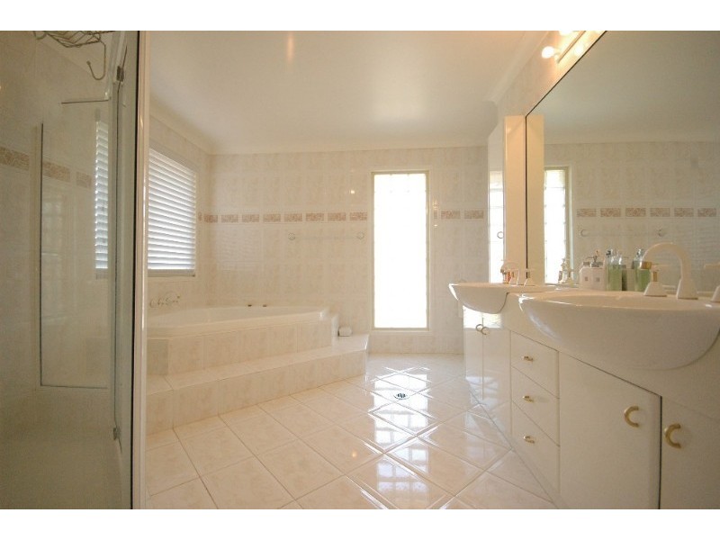 12 Fletcher Street, East Toowoomba QLD 4350