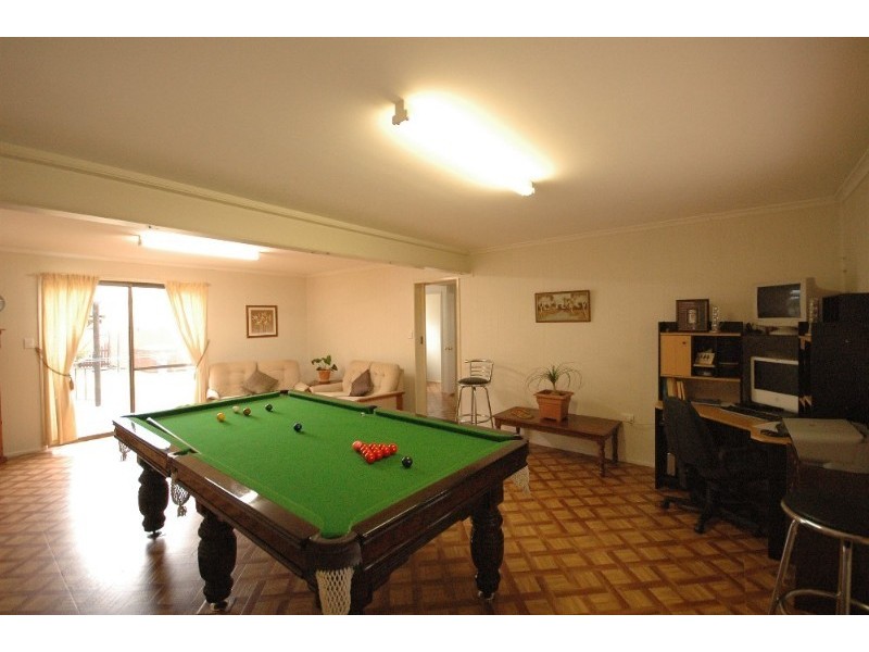 20 Orchid Street, Centenary Heights QLD 4350