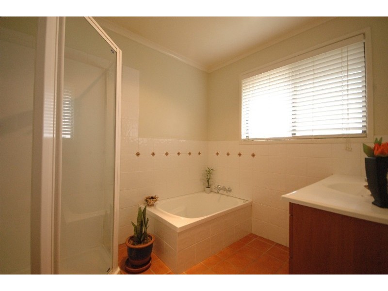 20 Orchid Street, Centenary Heights QLD 4350