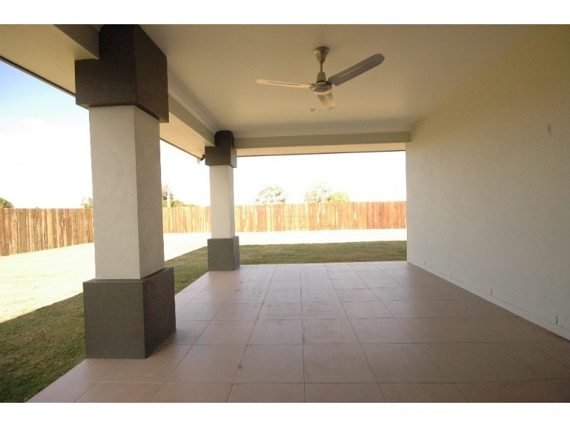 6 Bunkers Hill Road, Westbrook QLD 4350