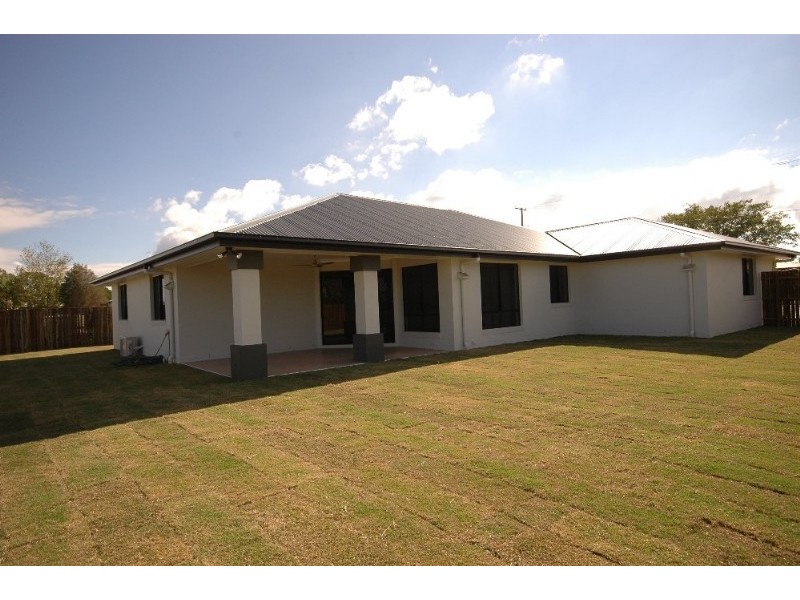 6 Bunkers Hill Road, Westbrook QLD 4350