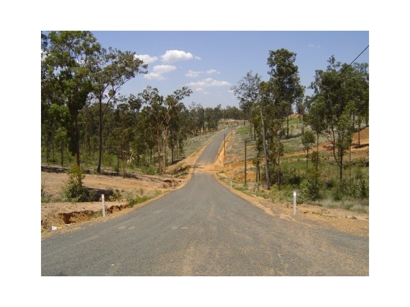 25 Dobel Drive, Upper Lockyer QLD 4352