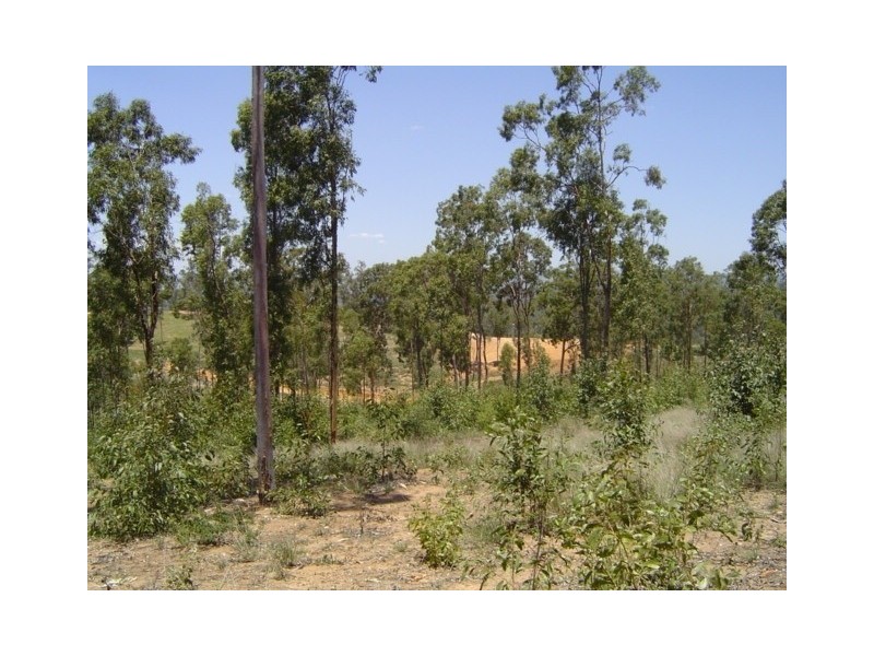 25 Dobel Drive, Upper Lockyer QLD 4352