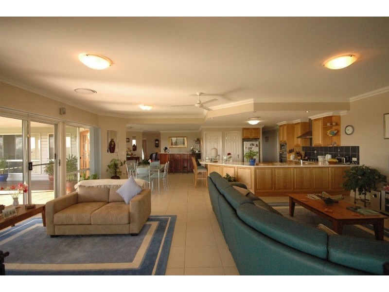 331 Hell Hole Creek Road, Preston QLD 4352