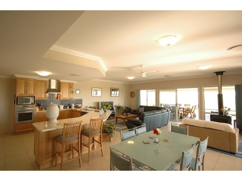 331 Hell Hole Creek Road, Preston QLD 4352