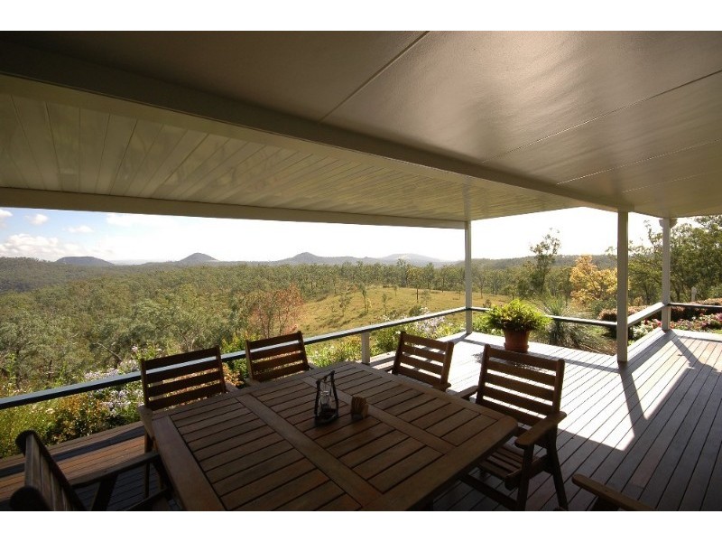 331 Hell Hole Creek Road, Preston QLD 4352