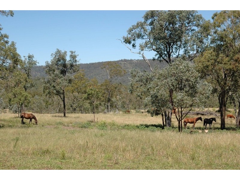 331 Hell Hole Creek Road, Preston QLD 4352