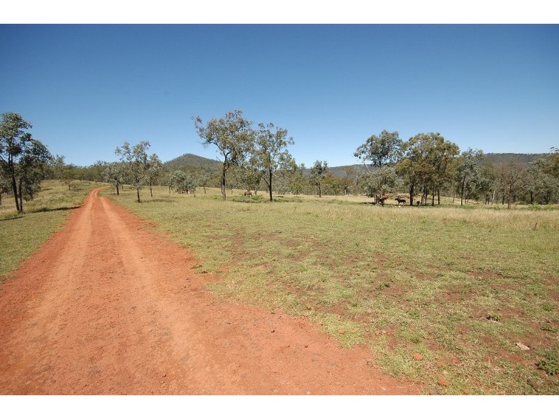 331 Hell Hole Creek Road, Preston QLD 4352