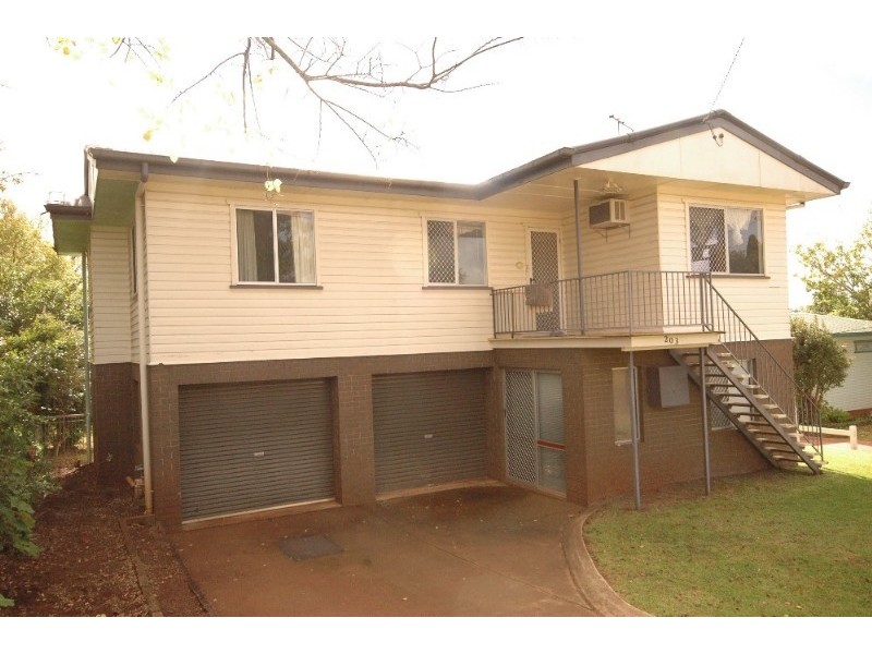 203 Alderley Street, Centenary Heights QLD 4350