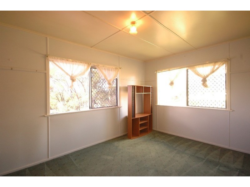 203 Alderley Street, Centenary Heights QLD 4350