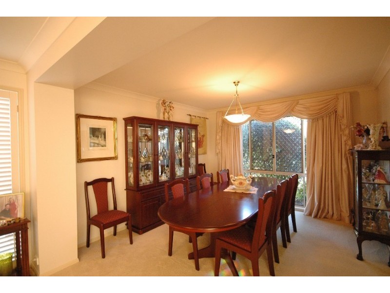 6 Woodlands Close, Middle Ridge QLD 4350