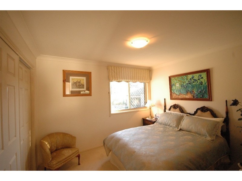 6 Woodlands Close, Middle Ridge QLD 4350