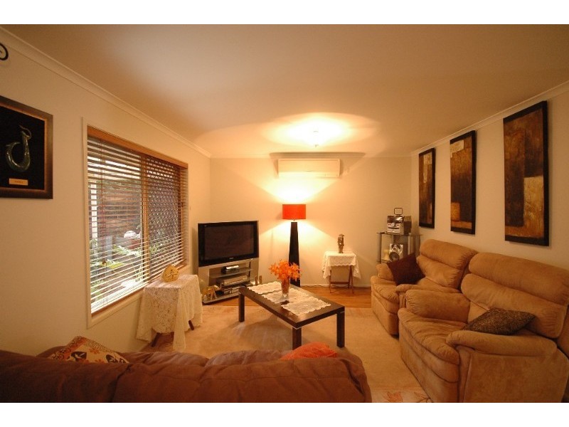 2/2 John Street, East Toowoomba QLD 4350