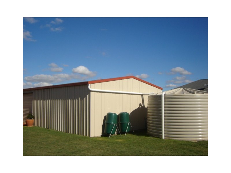 5 Nioka Drive, Highfields QLD 4352