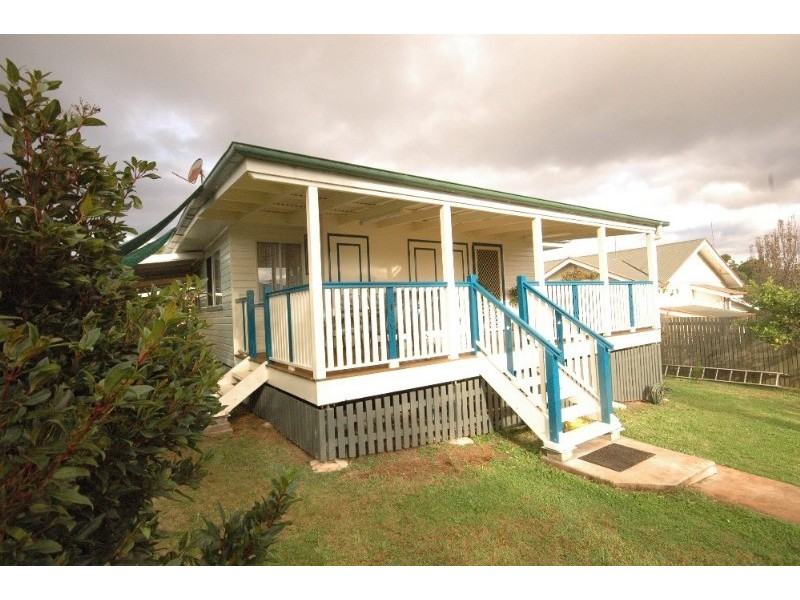 39 Gleeson Crescent, Harlaxton QLD 4350