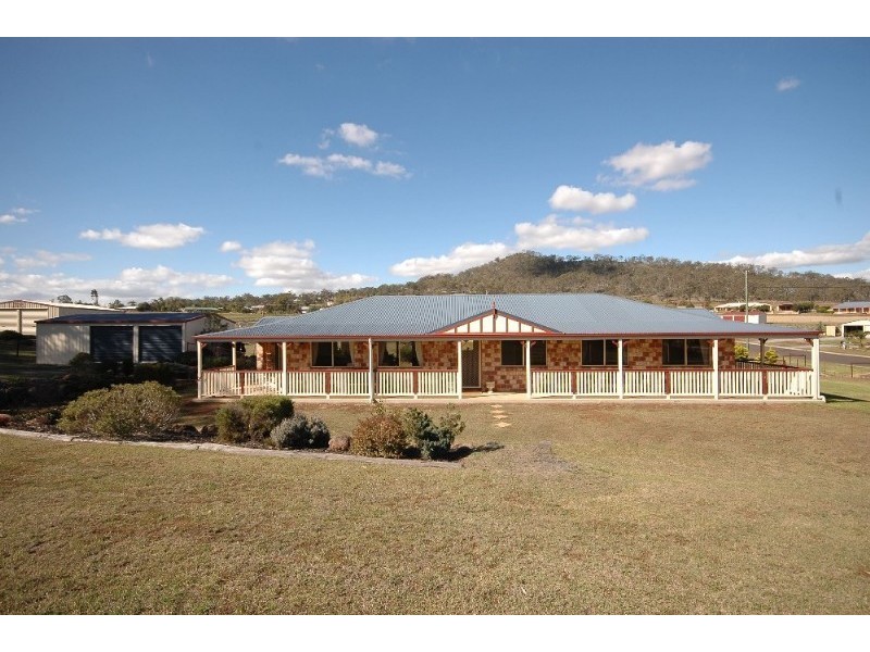 11 Carys Road, Glenvale QLD 4350