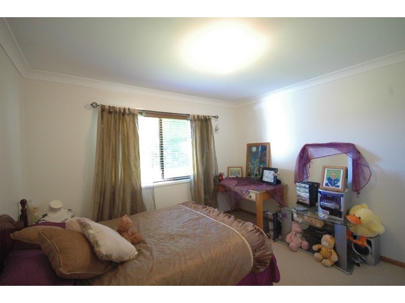 8 La Vista Court, Middle Ridge QLD 4350