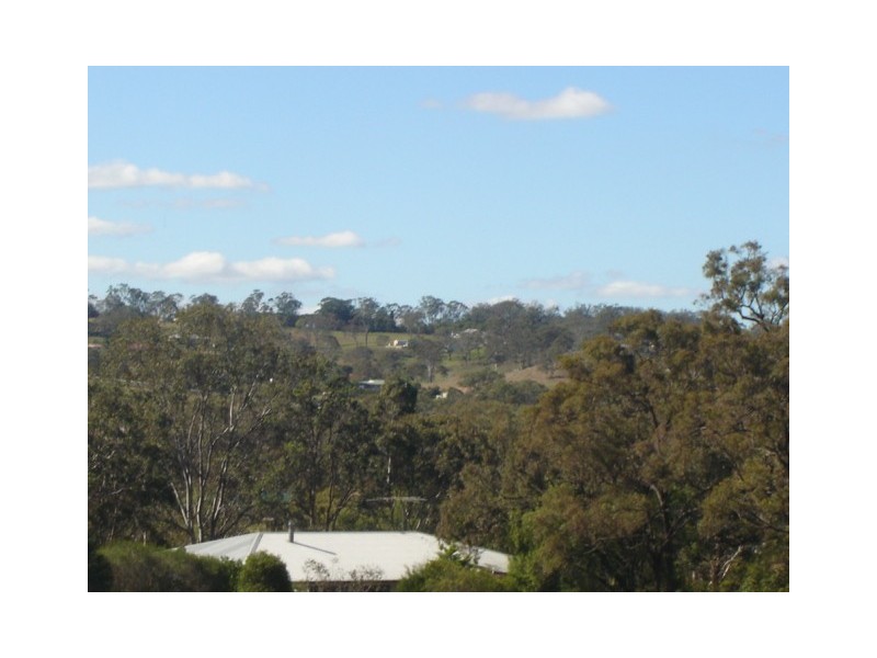 24 Carmelina Court, Hodgson Vale QLD 4352