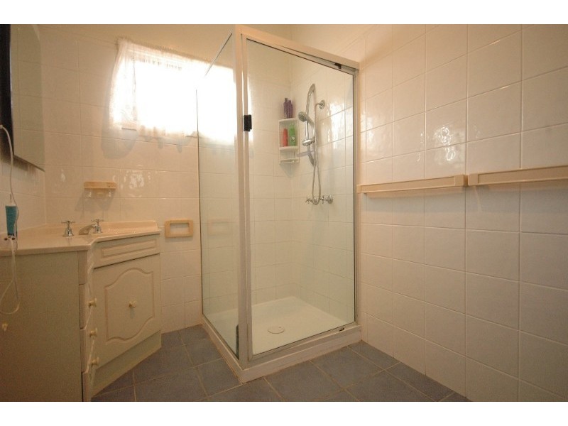 304 Bridge Street, Newtown QLD 4350