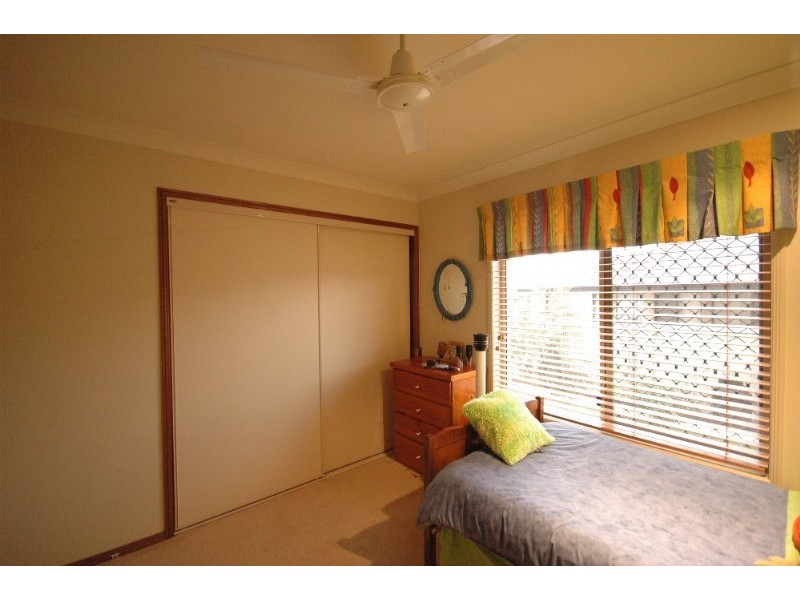 9 Jacaranda Court, Westbrook QLD 4350